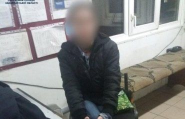 В Закарпатье группе парней не дали насильно вывести за границу девушку 