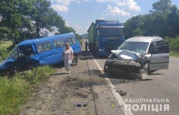 Роковое ДТП на Львовщине: Двое жителей Закарпатья доставлены в больницу 