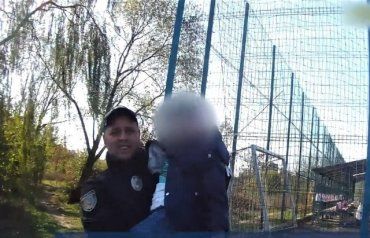 Мама рыдала: В Ужгороде потерялся маленький ребёнок