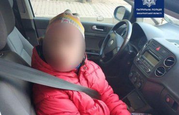 В Ужгороде возле рынка исчезла маленькая девочка 
