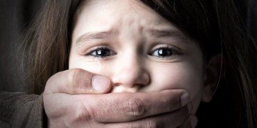 В Закарпатье суд взял под стражу педофила без возможности залога 