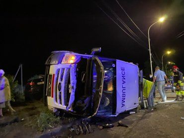 ДТП со "скорой" в Ужгороде: В каком состоянии находятся все 5 пострадавших и кем в итоге оказался водитель 