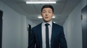 Зеленский вызвал Порошенко на дебаты с помощью видеоролика 