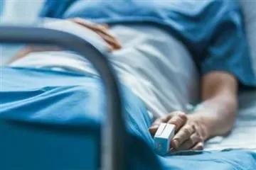 В Ужгороде еще одна женщина скончалась от коронавируса 