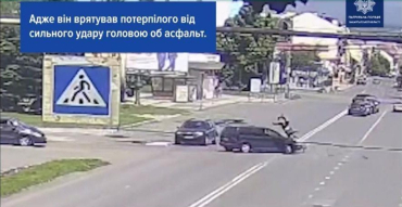 Момент жуткого ДТП с потерпевшим в Ужгороде сняли видеокамеры 