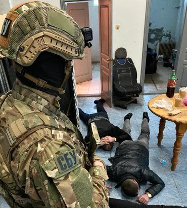 Что произошло при обысках в сервисном центре МВД в Ужгороде: Появились первые детали