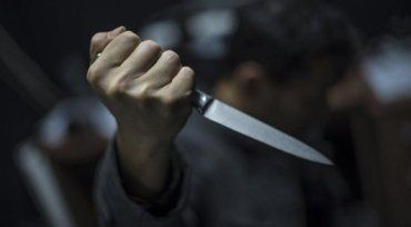 Ограбление с ножом: На Закарпатье двое неизвестных пробрались в дом инвалида 