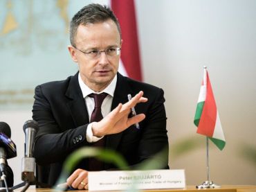 Министр иностранных дел Венгрии Петер Сийярто заявил о невозможности встречи Зеленского с Орбаном