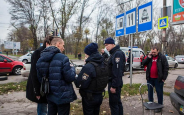 Смертельное ДТП во Львове: микроавтобус сбил насмерть 10-летнюю девочку