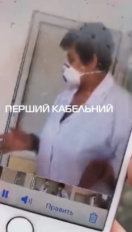 "Условия в которых мы жили, ужасны!": Госпитализированную группу туристов в Закарпатье отпустили после громкого скандала 
