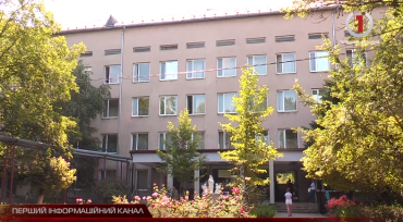 Увольнение, скандалы и изменения: Мэр Мукачево объявил выговор директору центральной райбольницы 