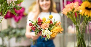 Прием заказов 24/7 : Адресная доставка цветов в любой уголок Украины от flowers.ua