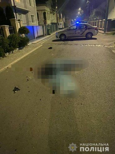 Страшное ДТП в Закарпатье: У ресторана насмерть сбили человека, а окровавленный труп нашли в полутора километрах