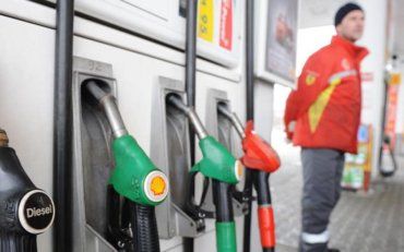 Водителей ждет новый сюрприз: цены на бензин резко подскочили