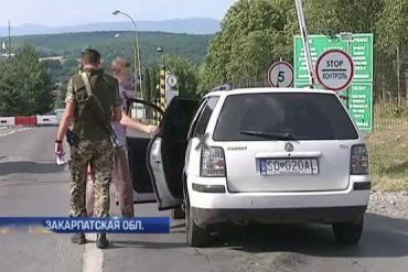 Таможенники пропустили в Словакию контрабандиста с 130 кг янтаря