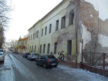 Почти в центре Ужгорода обнаружили "детский" наркопритон
