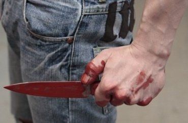 В Закарпатье только ножевое ранение остановило семейную ссору