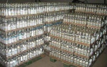 Налоговая милиция изъяла в Закарпатье 2 200 бутылок водки