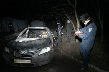 В селе Минай Ужгородского района среди ночи загорелся автомобиль Toyota Camry