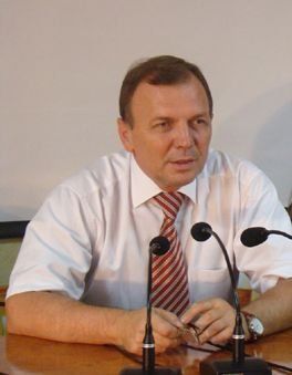 Виктор Погорелов дал интервью журналистам в студии телеканала "Тиса-1"