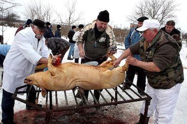 В Закарпатье состоялся V-й традиционный конкурс мясников "Болирвершень-2011"