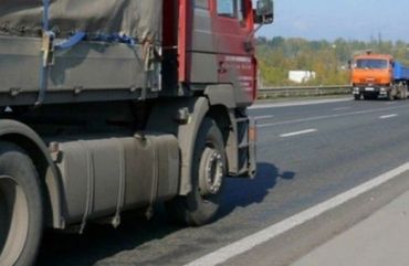 Патрульна поліція Ужгорода та Мукачева нагадує водям вантажівок!