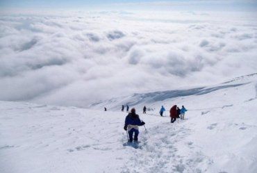 Мощный сход снежных лавин возможен как на Закарпатье, так и в Прикарпатье