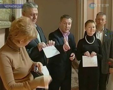 Депутаты горсовета "ушли" мэра Черновцов