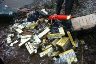 В Закарпатье нашли контрабандные сигареты в резиновой лодке