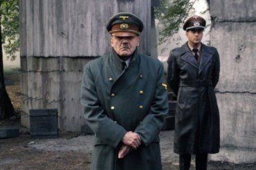 Гитлер ждет не дождется Яценюка, чтоб тот рассказал ему всю правду о 1941-ом