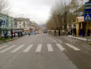 В Ужгороде среди бела дня маленький пешеход попал под авто