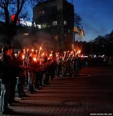 КУН 15 марта организовал факельное шествие по улицам Ужгорода