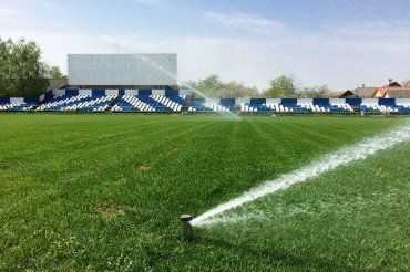 У Виноградові реконструюють місцевий стадіон.