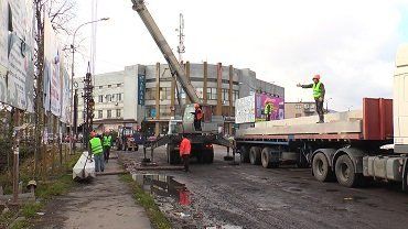 Аварийный мост в Сваляве демонтировали строители