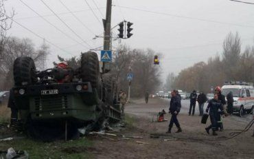 В Запорожье случилось страшное ДТП с участием военного грузовика, есть жертвы