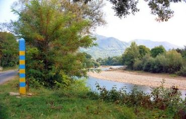 На Закарпатье погранцы задержали нарушителя границы за 200 м от берега реки Тиса