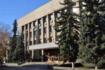 Ужгородський виконком заборонить купувати телефони, дорожчі за 1200 гривень