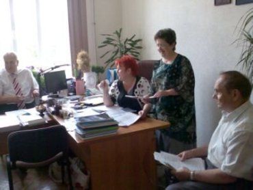 У 2008—2009 навчальному році в Ужгороді проходили атестацію 452 педагоги