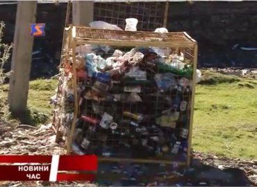 У Колочаві існує проблема стихійних сміттєзвалищ.