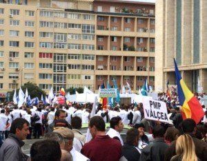 Румуни солідарні з прагненням нацменшин Закарпаття набути автономного статусу.