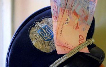 Полицейские в Закарпатье не брезгуют взятками