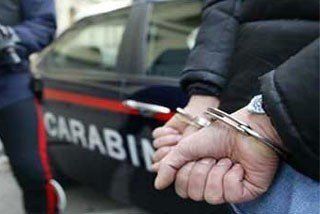 Итальянские полицейские арестовали одного из главарей "Каморры" 50-летнего Джузеппе Сарно
