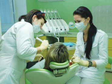 Ужгородська стоматологічна кліника «Натадент»