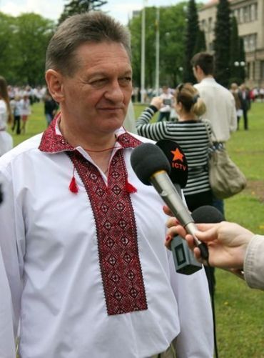 Голова Закарпатської ОДА Олександр Ледида нагородив переможців конкурсу
