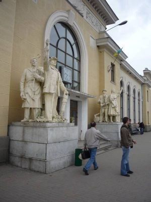 Услугами железнодорожного вокзала в Мукачево пользуются тысячи пассажиров