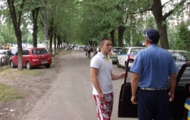 В Киеве подростки сбили пешехода на украденой "девятке"