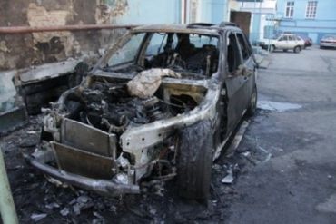 В Закарпатье опять сгорели три авто, никто не пострадал