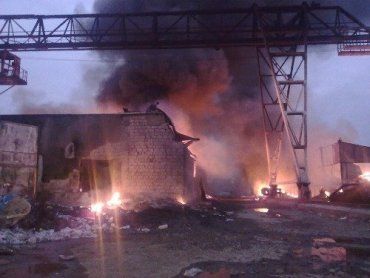В Мукачево тушили пожар не только спасатели, но и добровольцы