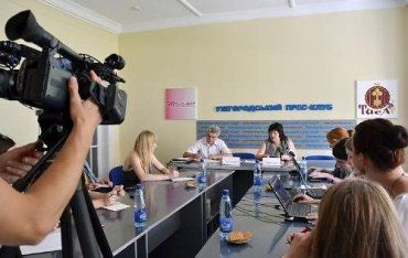 З журналістами в Ужгороді зустрілася Марія Бадида