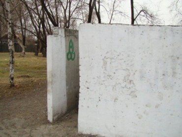 В Закарпатье сельские школьники так и не дождались туалетов
